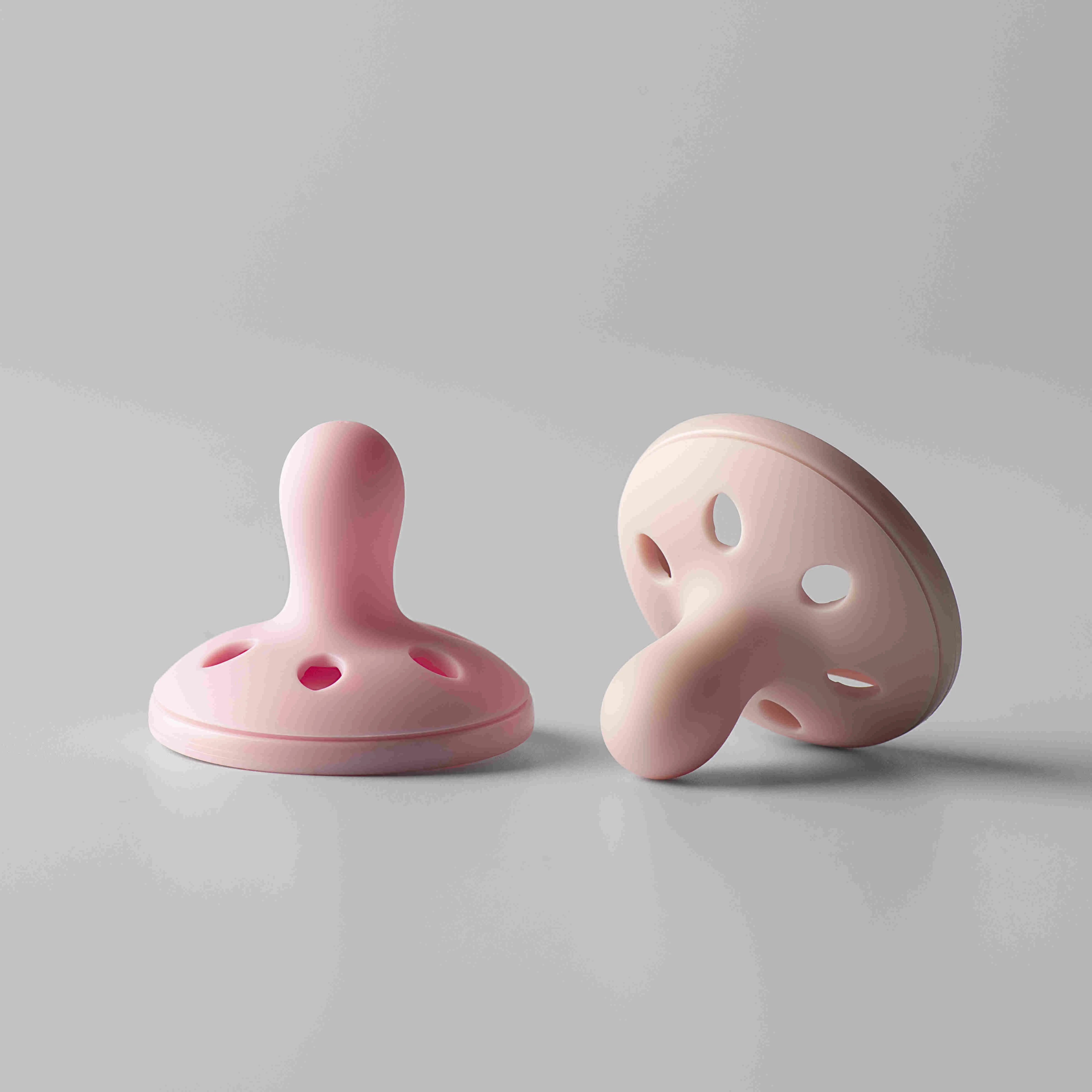 Tommee Tippee Breast-like silikónový cumlík, 0-6m, Girl 2 ks