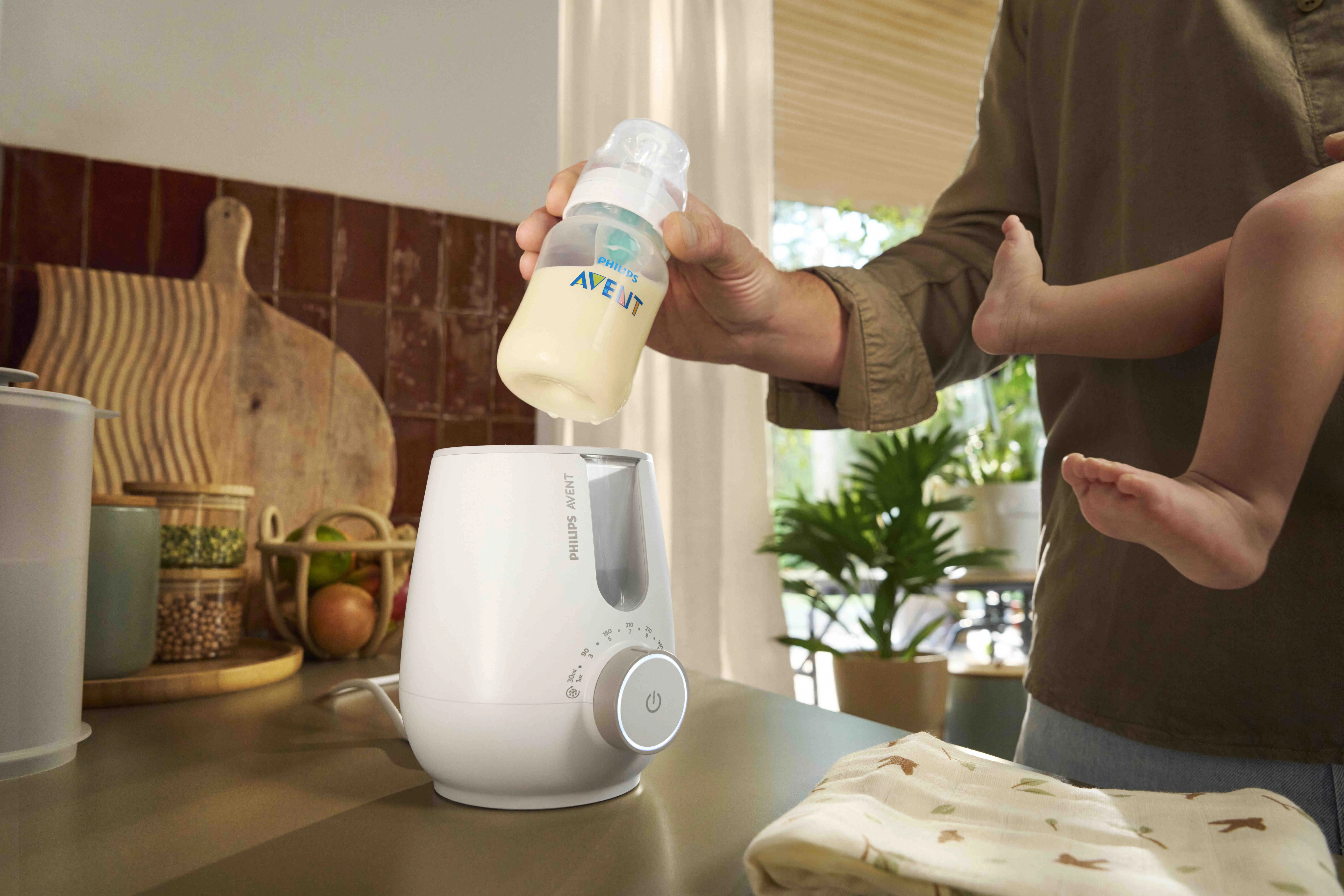 Philips AVENT Ohrievač fliaš a sterilizátor 2v1 SCF359/00 1 ks