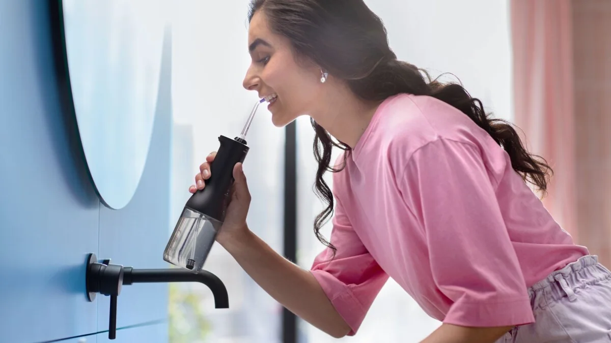Philips Sonicare Prenosná ústna sprcha HX3826/33 1×1 ks, ústna sprcha