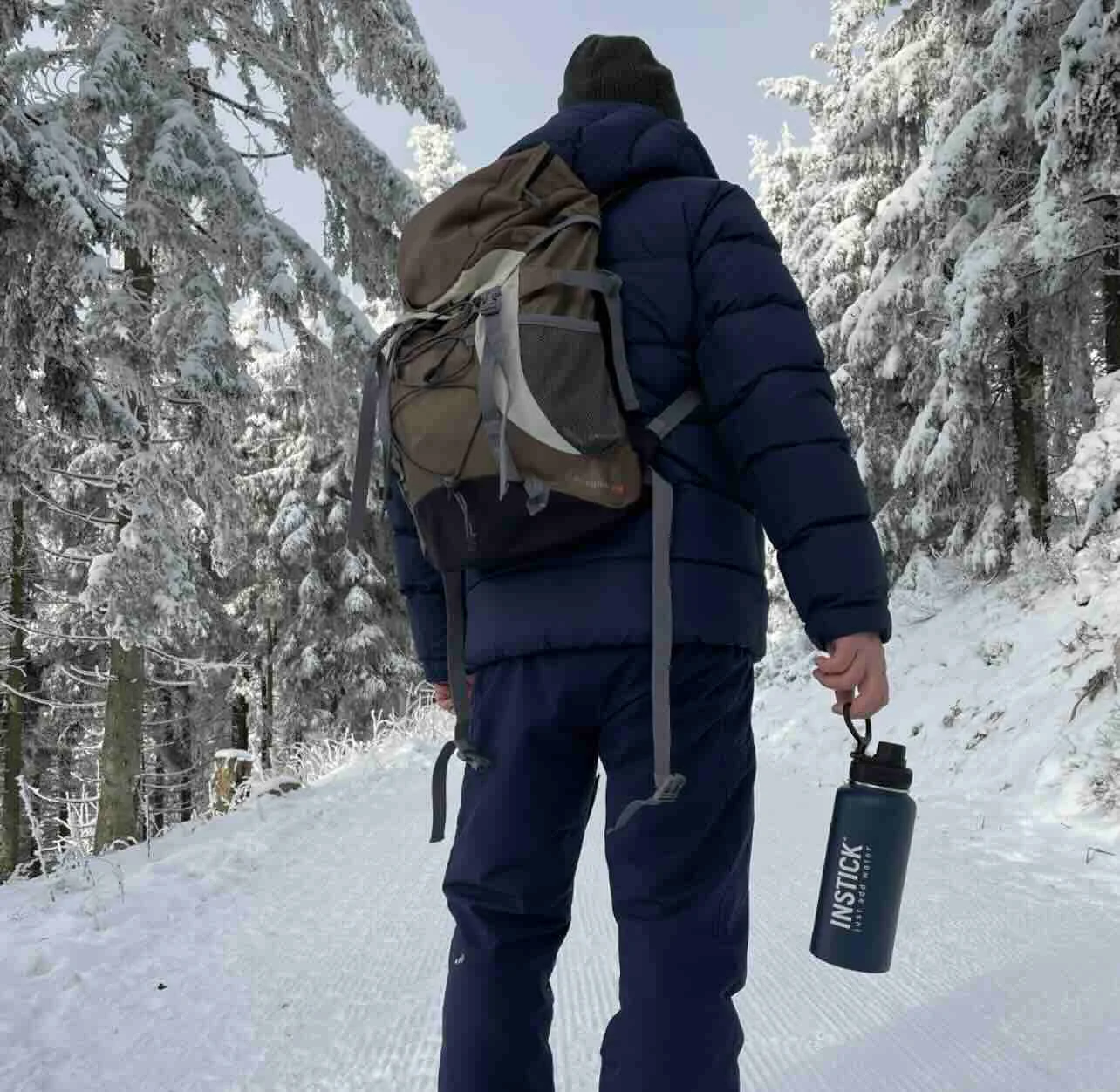 HydroFit krabičková hydratácia na Turistiku a do prírody veľkosť L bez cukru 144 stickov na pripravu 66-102 lit nápoja bez cukru s vitamínmi, elektrolitmi, kofeínom a taurínom