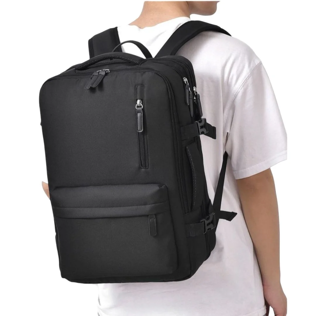 Livefy cestovný batoh Jetpack, čierny