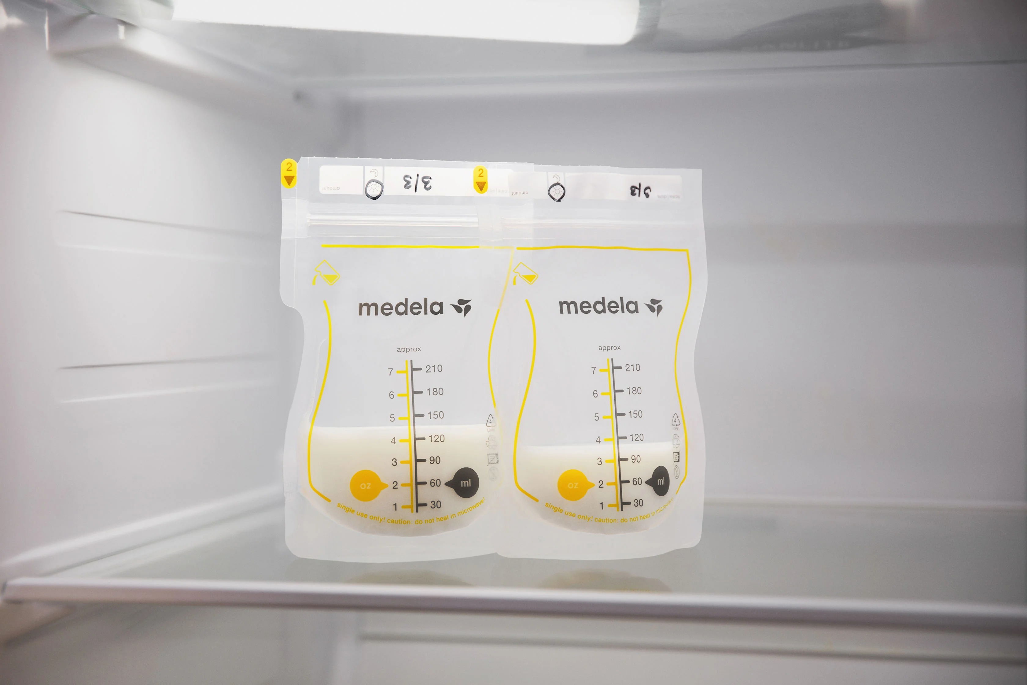 Medela Vrecká na skladovanie materského mlieka Easy Pour, 50 ks 1×50 ks, vrecká na materské mlieko