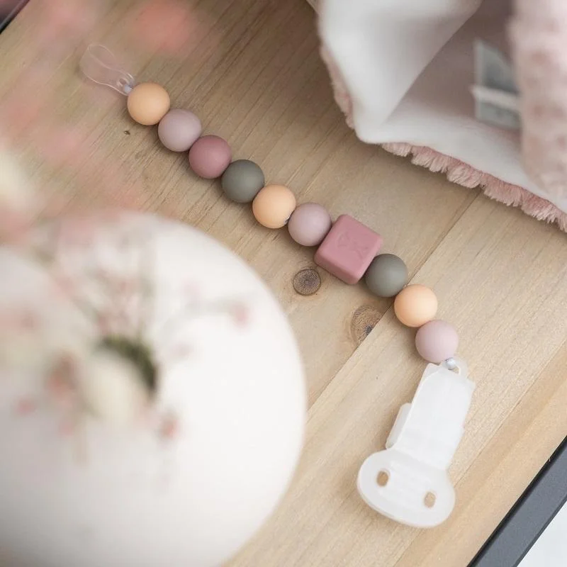 NATTOU Klip silikónový peach bez BPA 1×1ks, klip na cimlíky