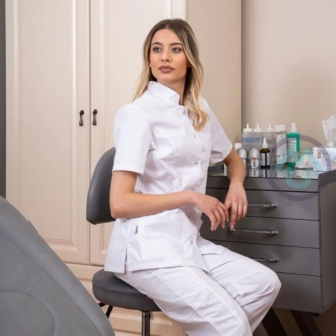 Zdravotnícka košeľa BEAUTY - biela 52