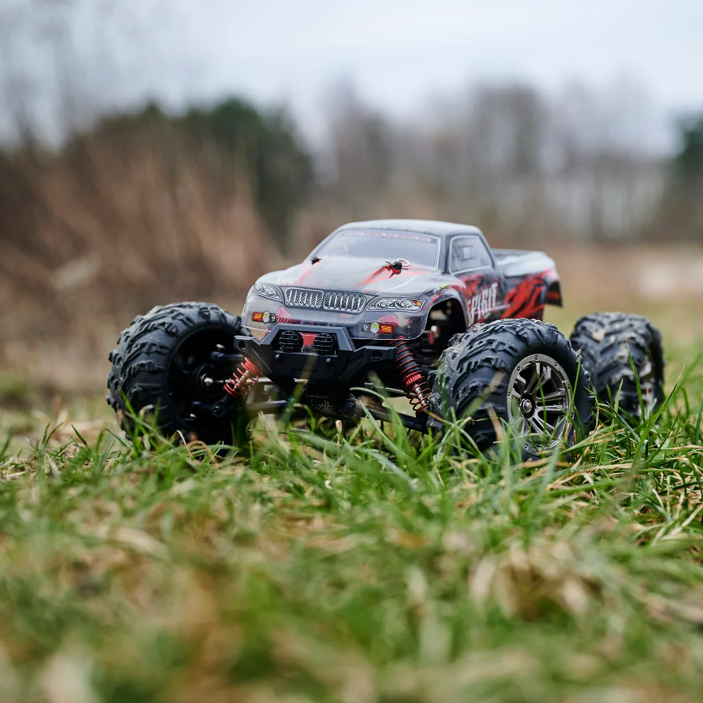 Rýchle RC auto na diaľkové ovládanie 1:16 – bezkartáčové, 52 km/h, červené