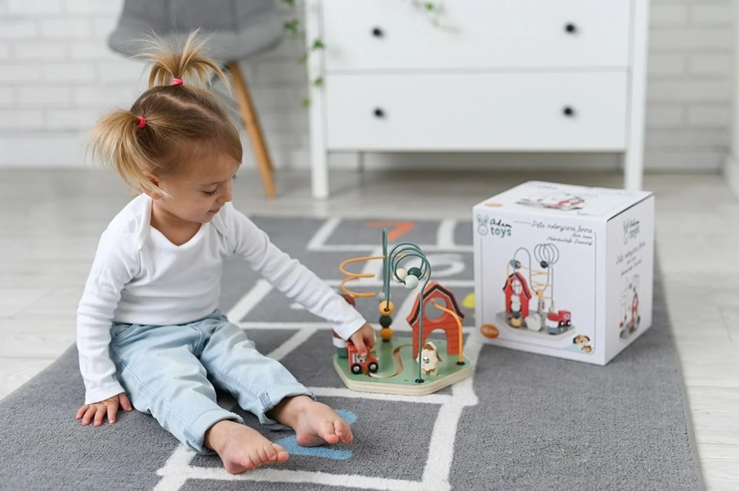 Edukačná drevená presúvačka s labyrintom Farma