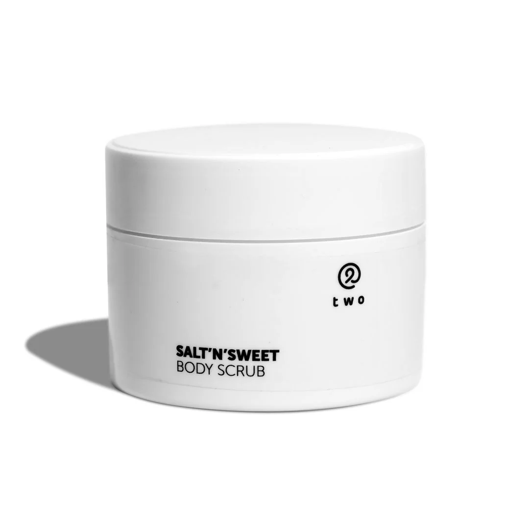 Two cosmetics SALT'N'SWEET body scrub 1×200 ml, telový peeling