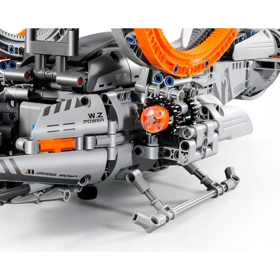 Vrtuľník mechanická stavebnica 817 dielikov
