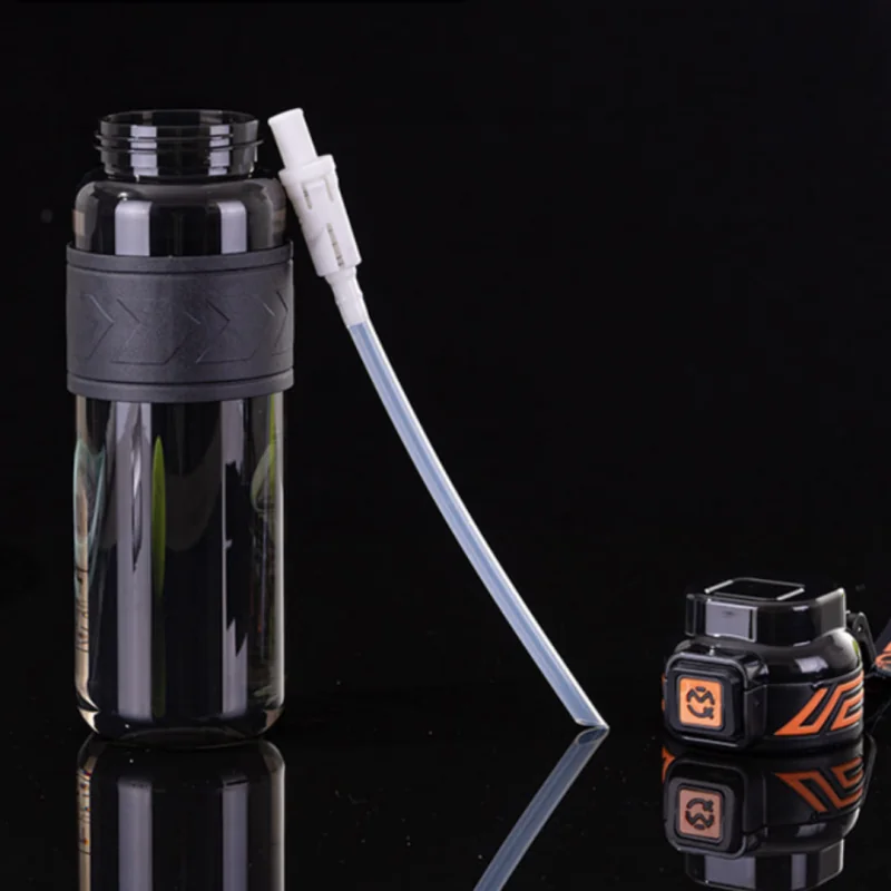 Livefy fľaša na vodu Aqua 680ml, čierna