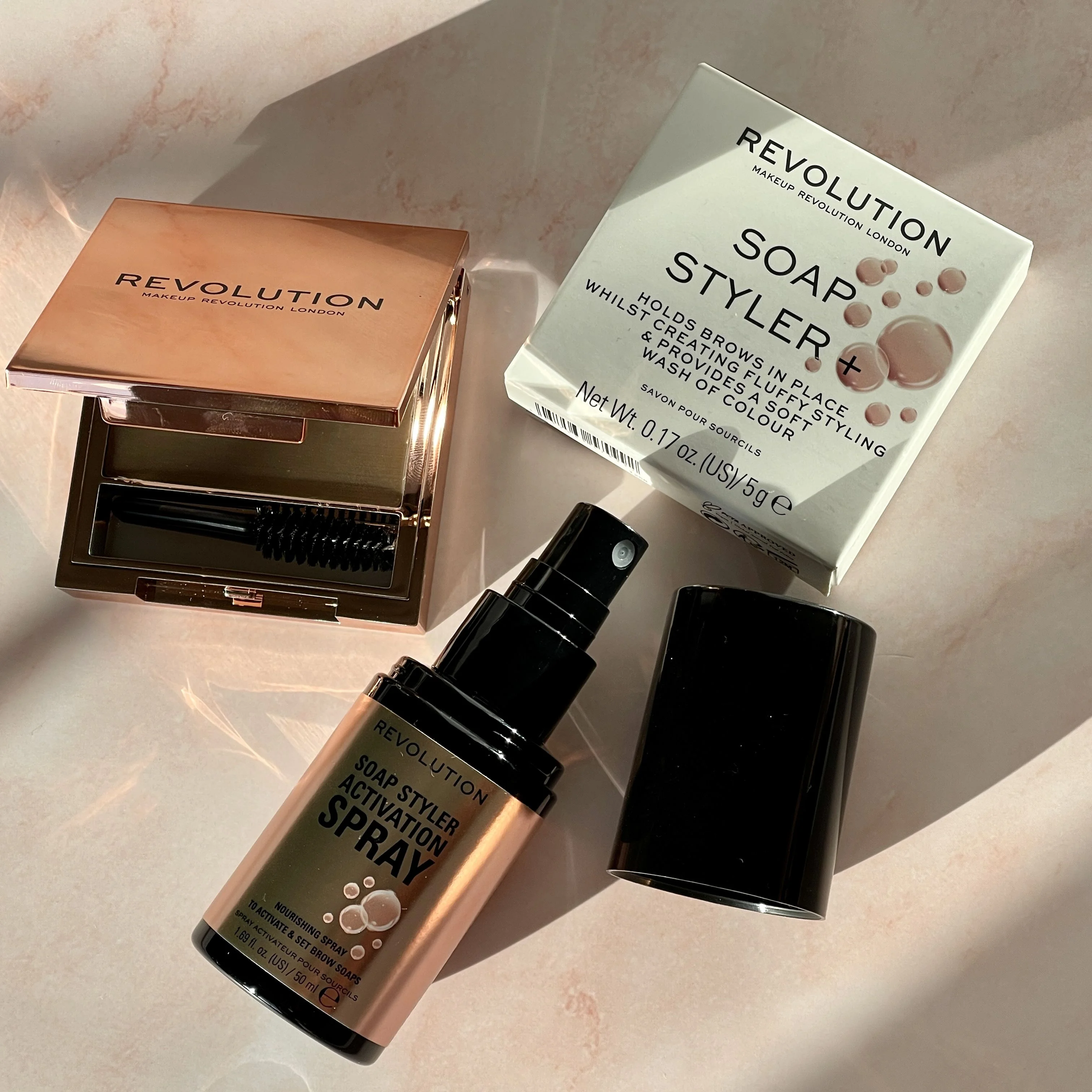 Revolution Soap Styler Activation Spray sprej na obočie 1×50 ml, sprej na obočie