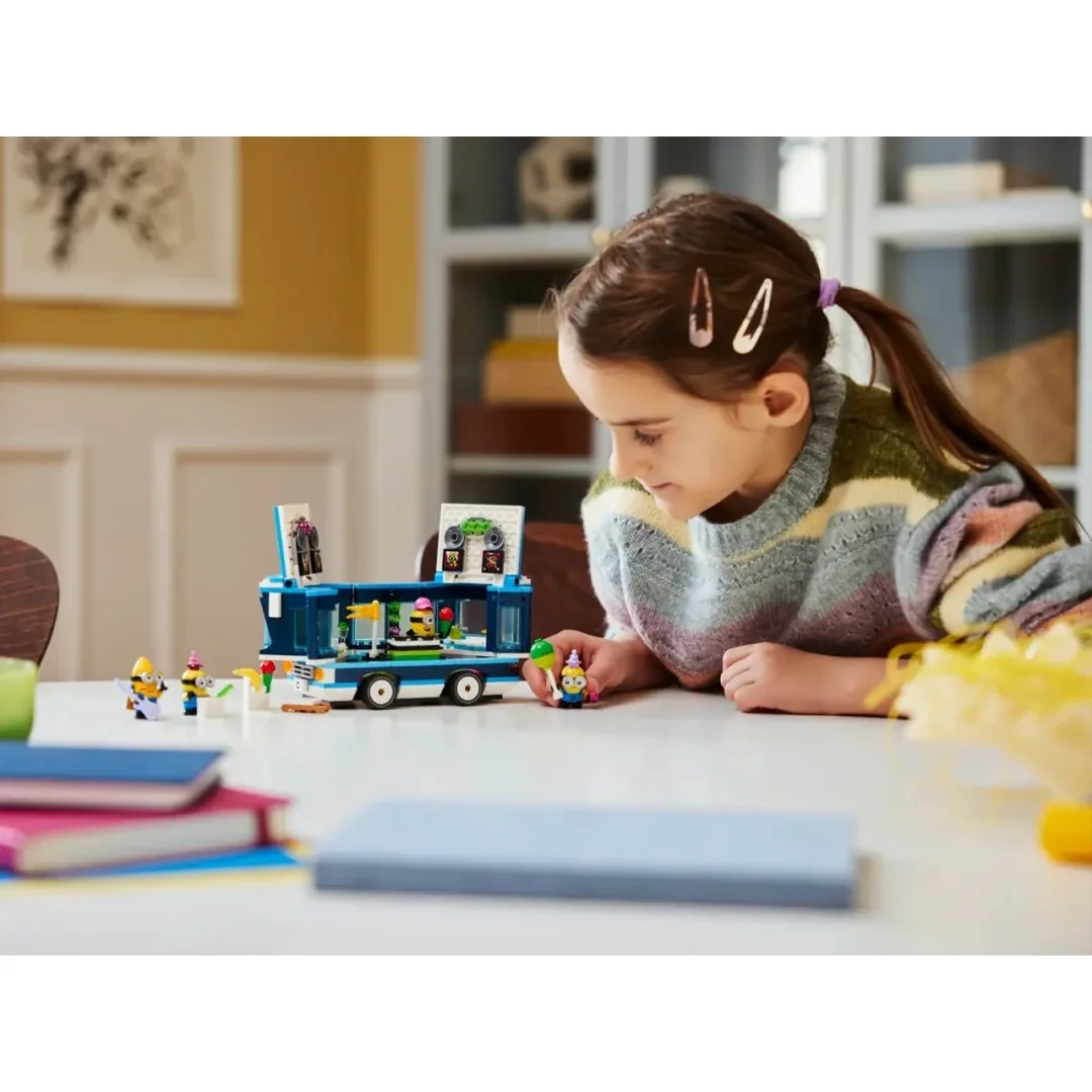 LEGO® Ja, zloduch 4 75581 Mimoni a ich hudobný párty autobus