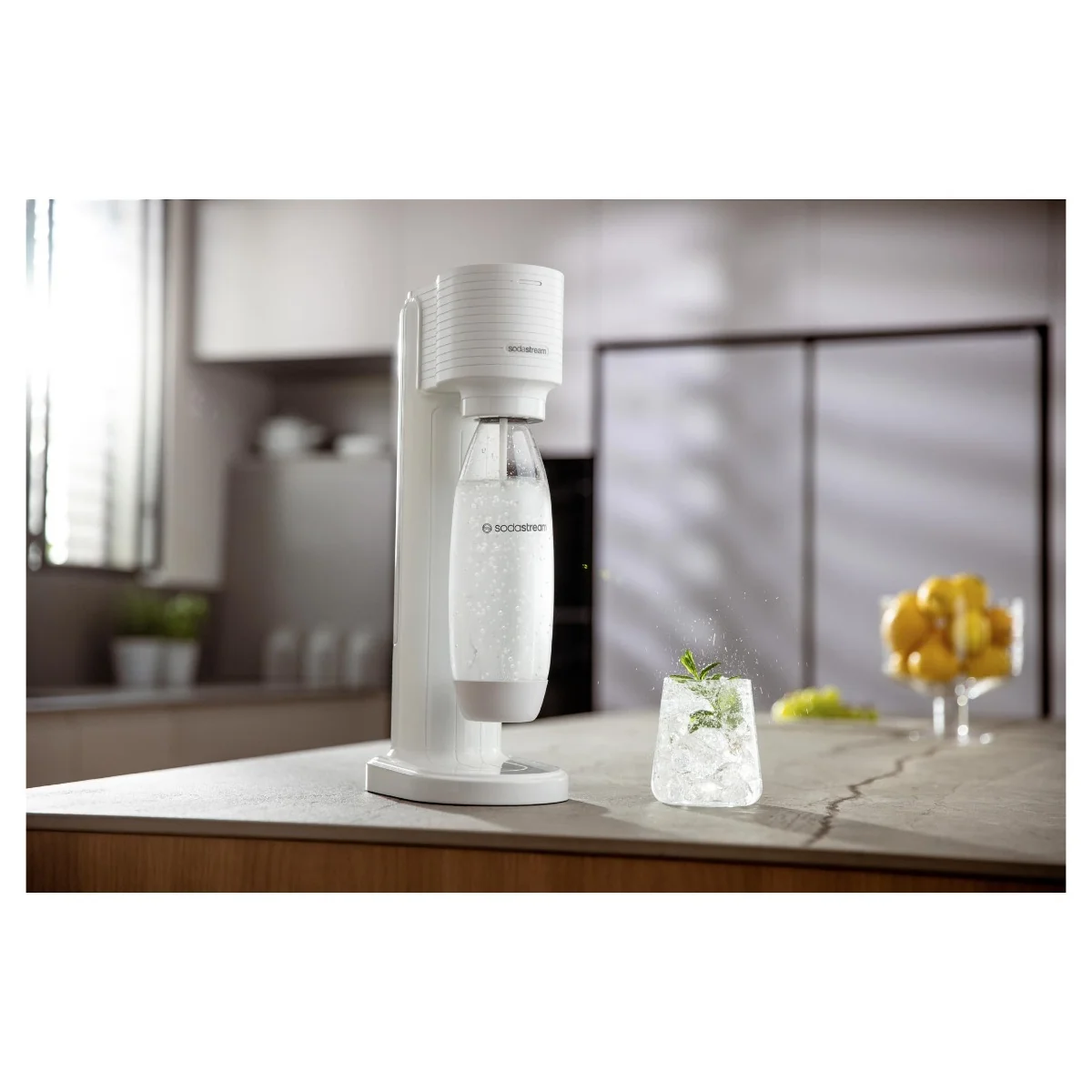 SODASTREAM GAIA white quick connect "Poškodený obal" 1x1 ks, výrobník perlivej vody, produkt s poškodeným obalom