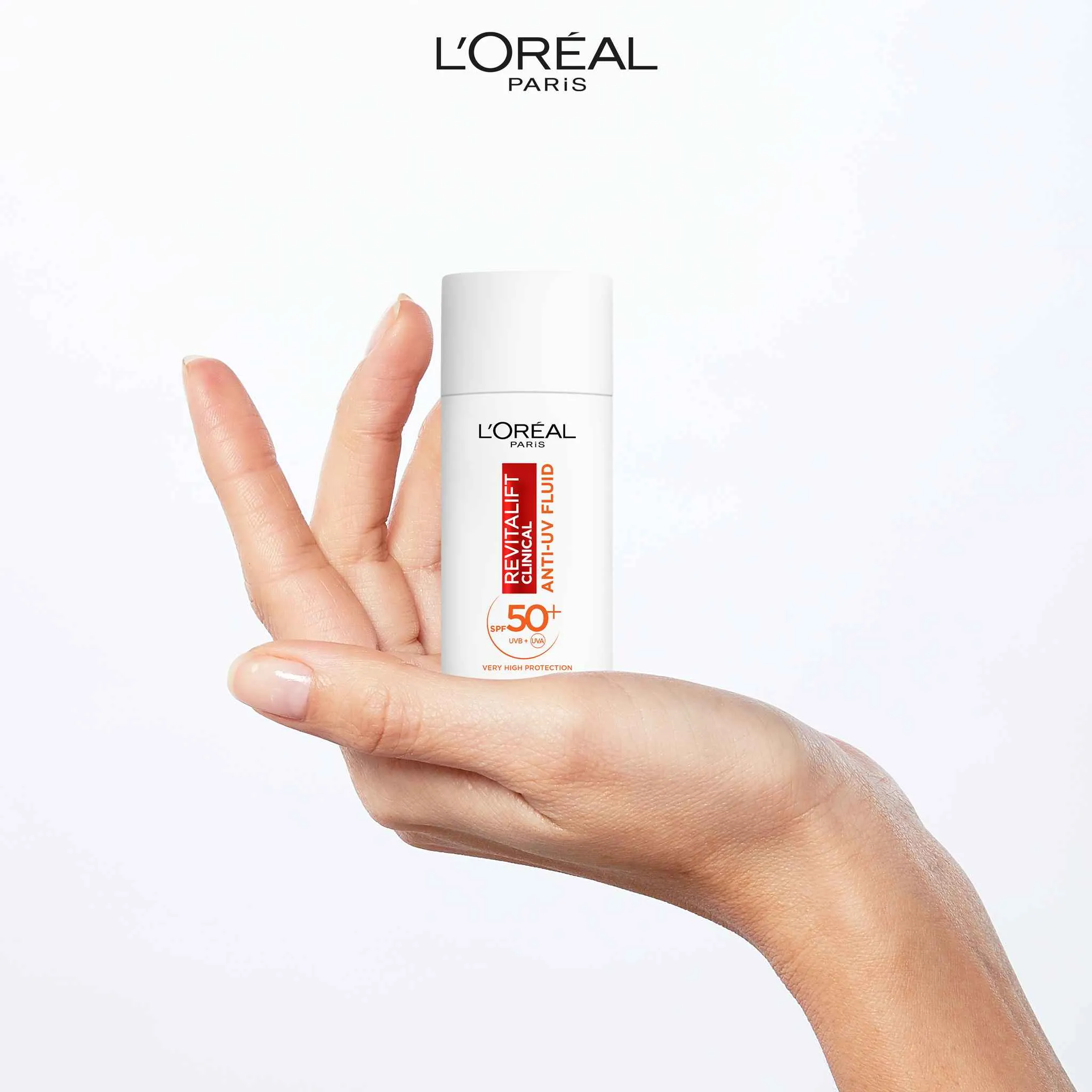 L'Oréal Paris Revitalift Clinical denný anti-UV fluid s veľmi vysokou ochranou s SPF50+ a vitamínom C, 50 ml 1×50 ml, anti-UV fluid