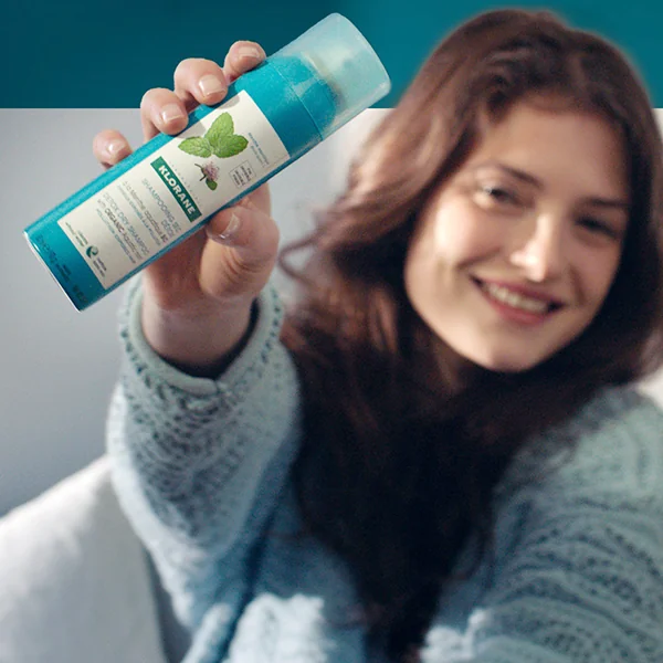 KLORANE Detox suchý šampón s BIO mätou vodnou 1×150 ml, šampón