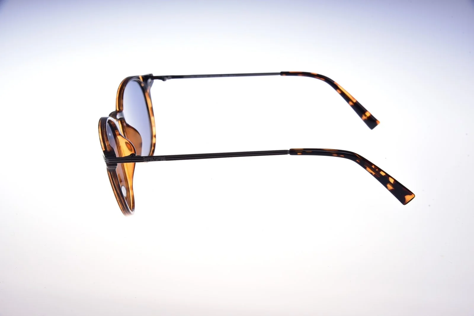 INVU. Basic B2124B Pánske slnečné okuliare