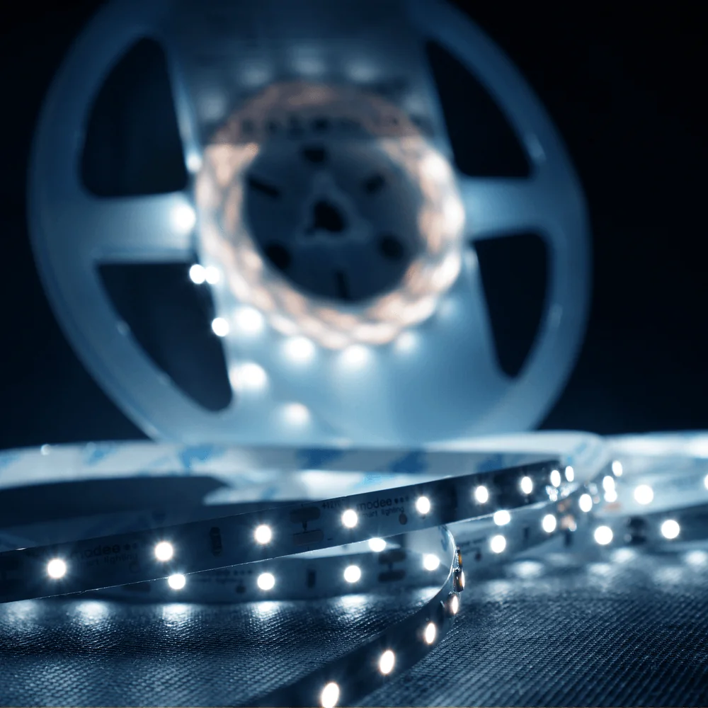 Modee LED pás 5m biely IP65 6000K