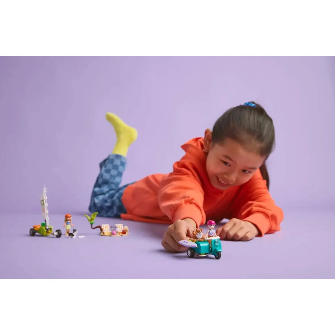 LEGO® Friends 42641 Dobrodružstvo so surfujúcimi psami a skútrom