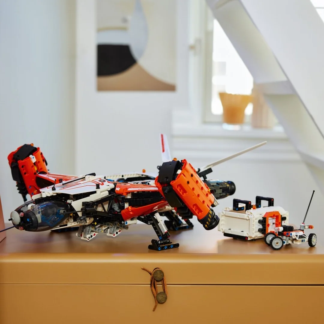 LEGO® Technic™ 42181 VTOL Vesmírna loď na prepravu ťažkého nákladu LT81