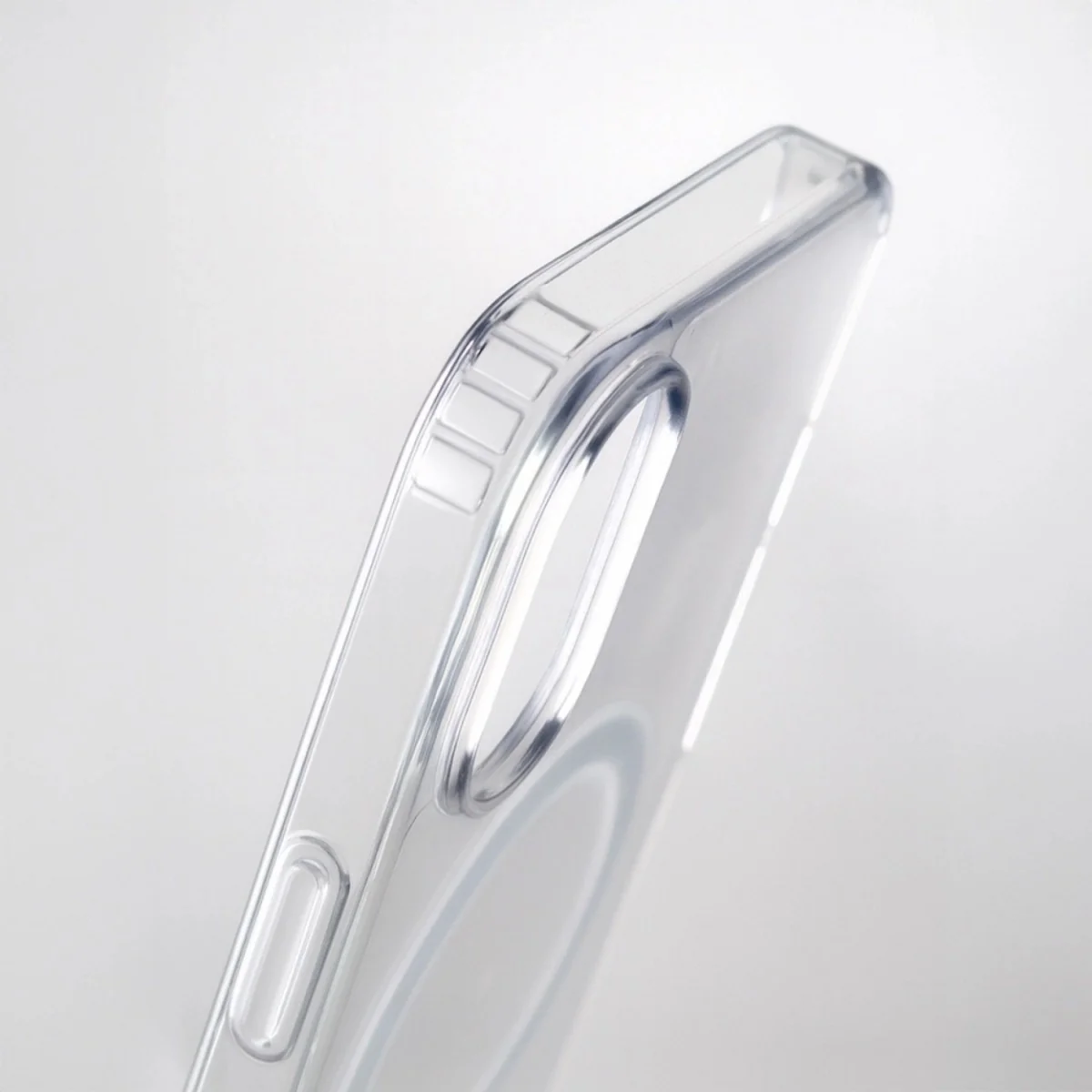 Ultra Clear Case s MagSafe Transparentná