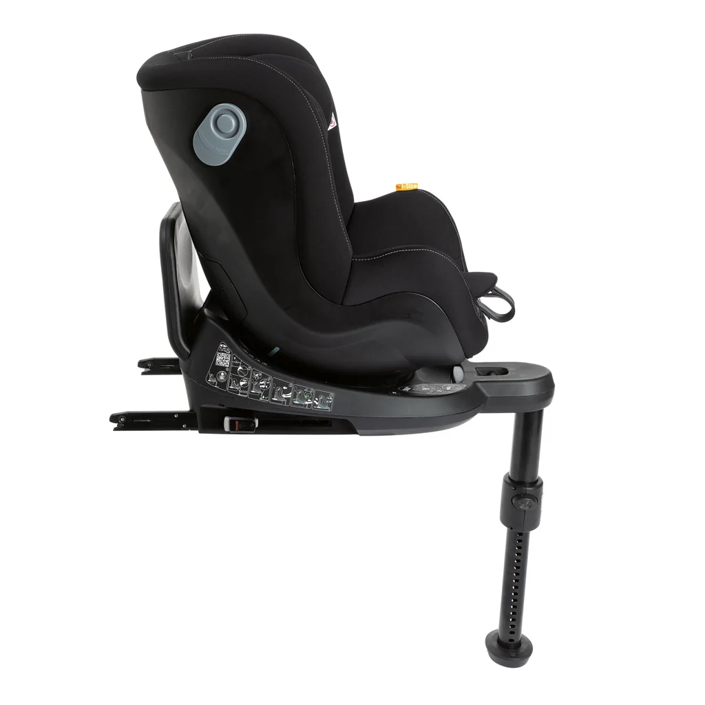 CHICCO Autosedačka Seat2Fit i-size 45-105 cm Black (0-18kg) 1×1 ks