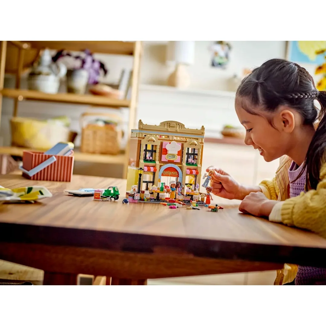LEGO® Friends 42655 Reštaurácia a škola varenia