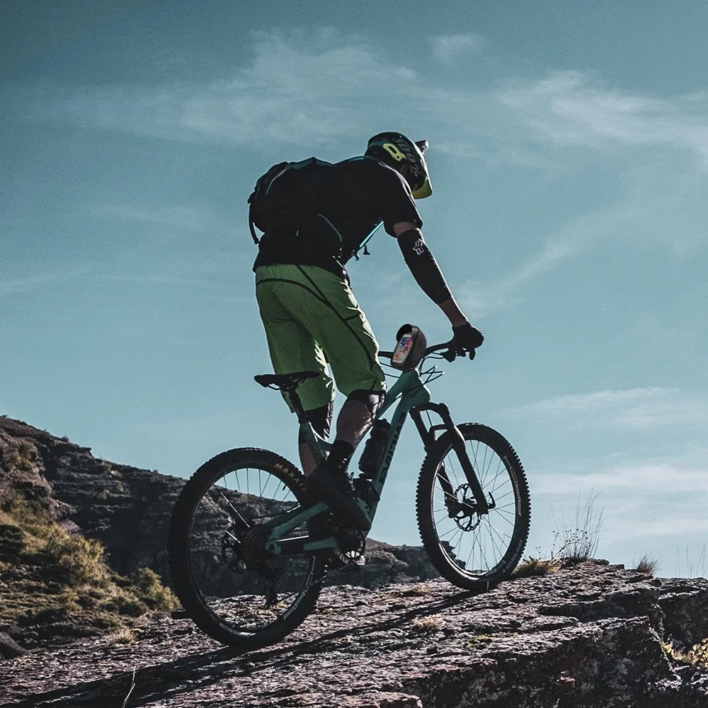MG Bicycle Front cyklistická taška s puzdrom na mobil 1L, čierna