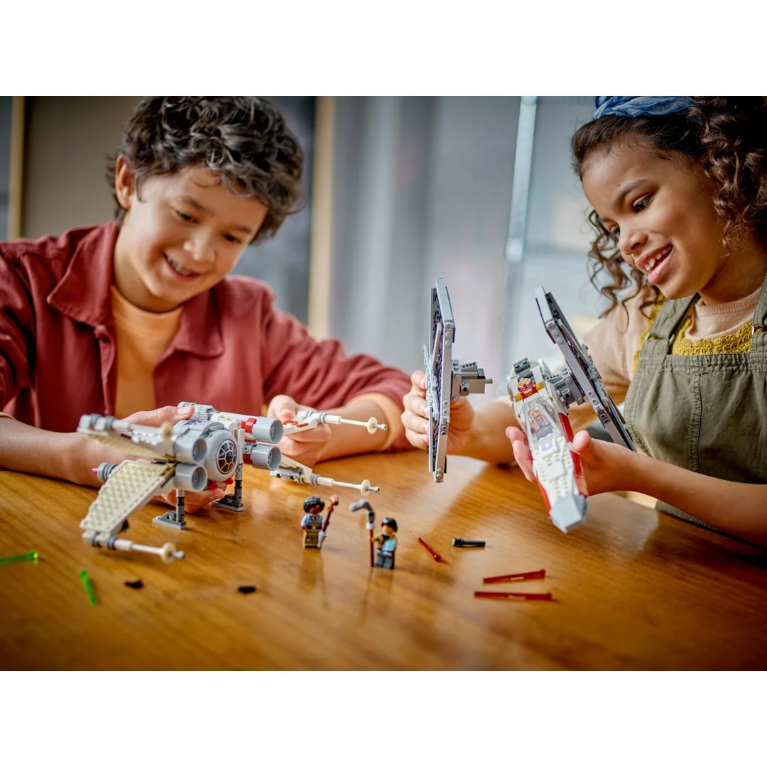 LEGO® Star Wars™ 75393 Stíhačka TIE ＆ X-wing - kombinovaná stavebnica
