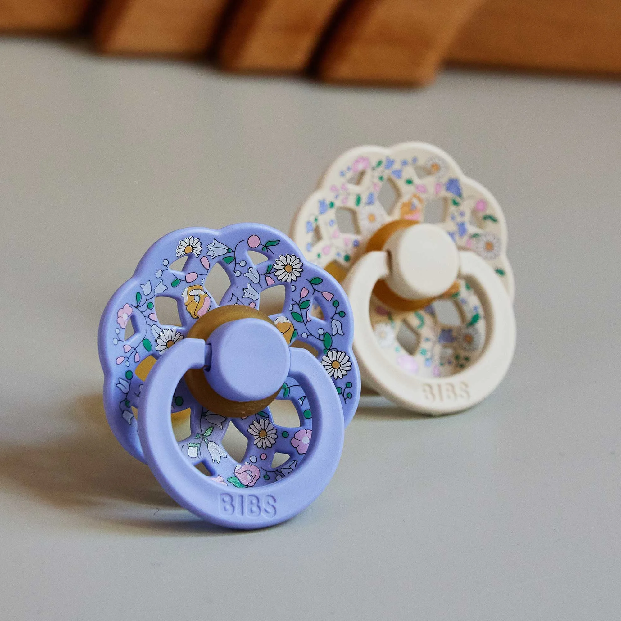 BIBS x Liberty Boheme cumlíky z prírodného kaučuku 2ks - veľkosť 1 Oscar Meadow Blossom Mix