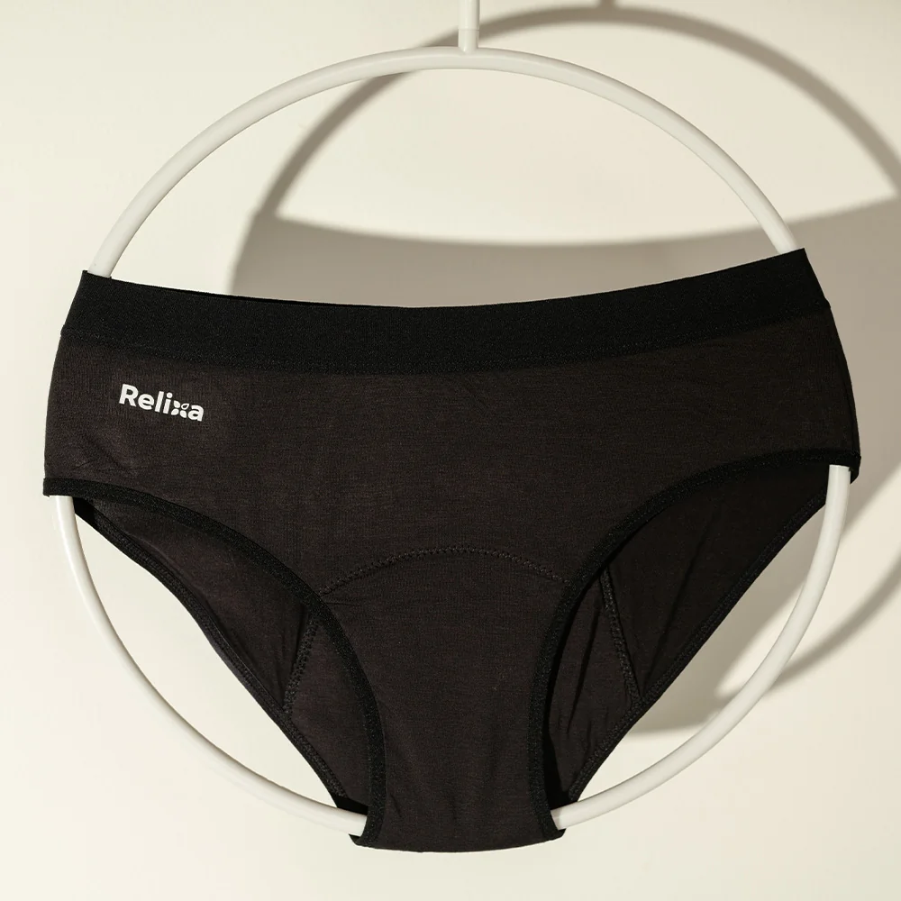 Relixa, menštruačné nohavičky so širokou mäkkou gumou v páse, HIPSTERS, čierne, xxxl Silná absorp., prateľné, XS-6XL