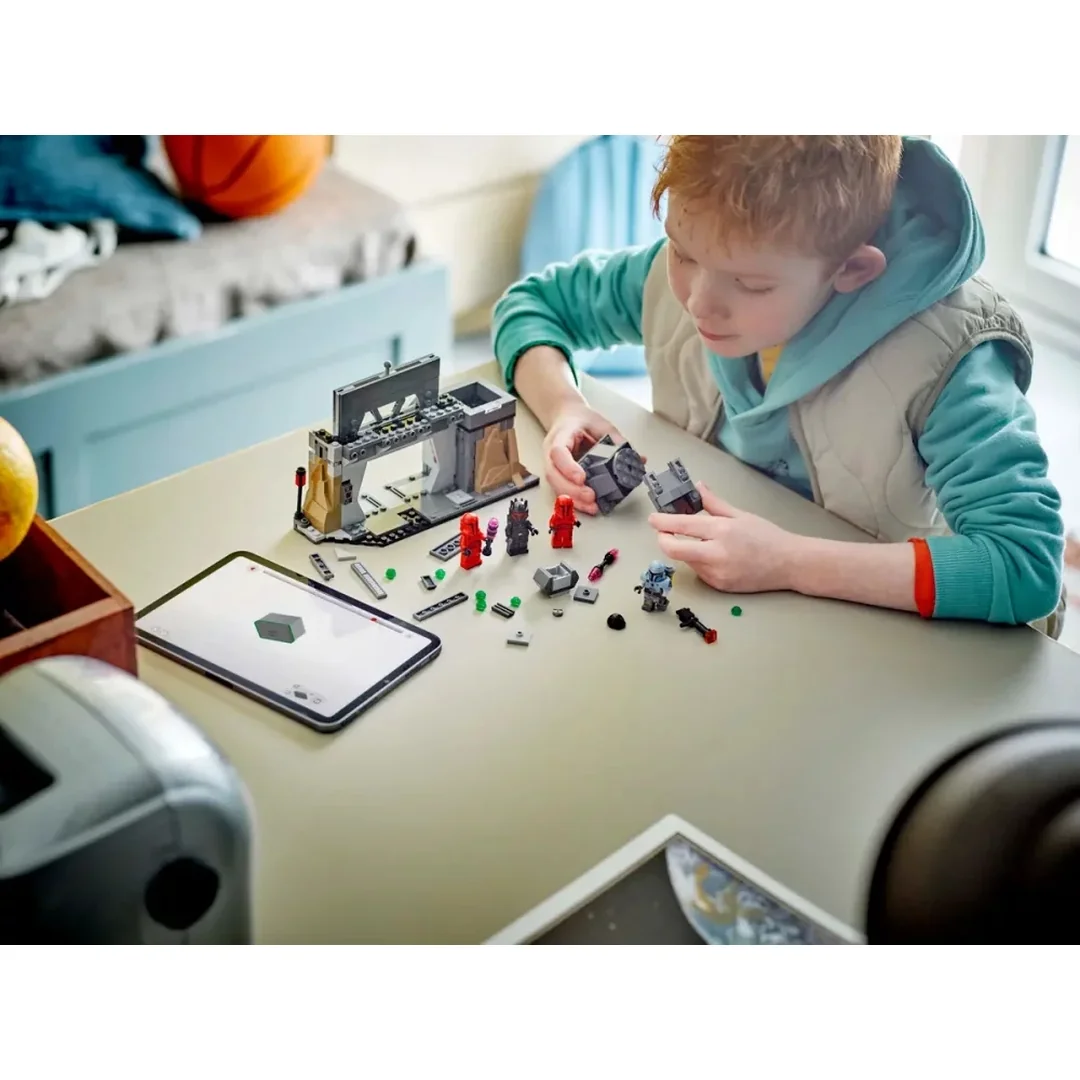 LEGO® Star Wars™ 75386 Súboj Paza Vizsly a Moffa Gideona