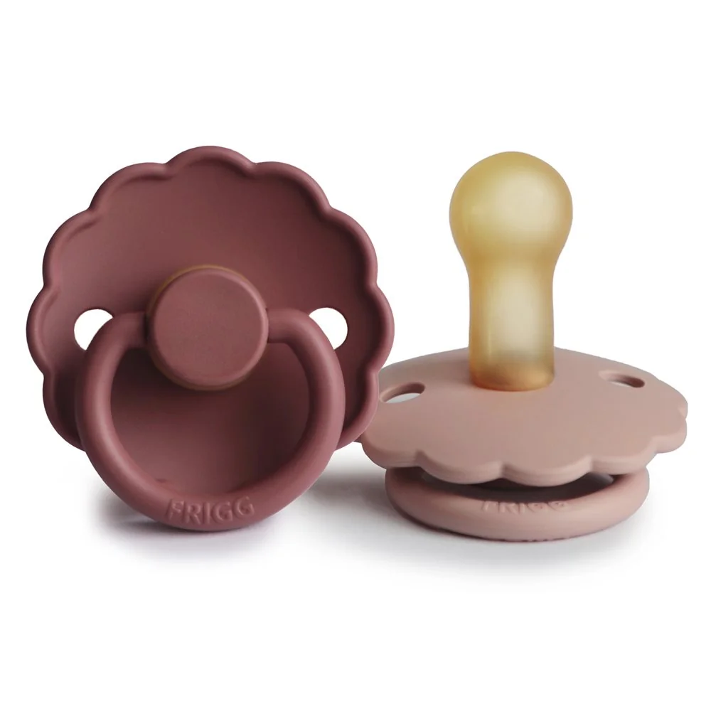 FRIGG Daisy kaučukové cumlíky Blush / Woodchuck 1×2 kusy, +6m, dvojbalenie