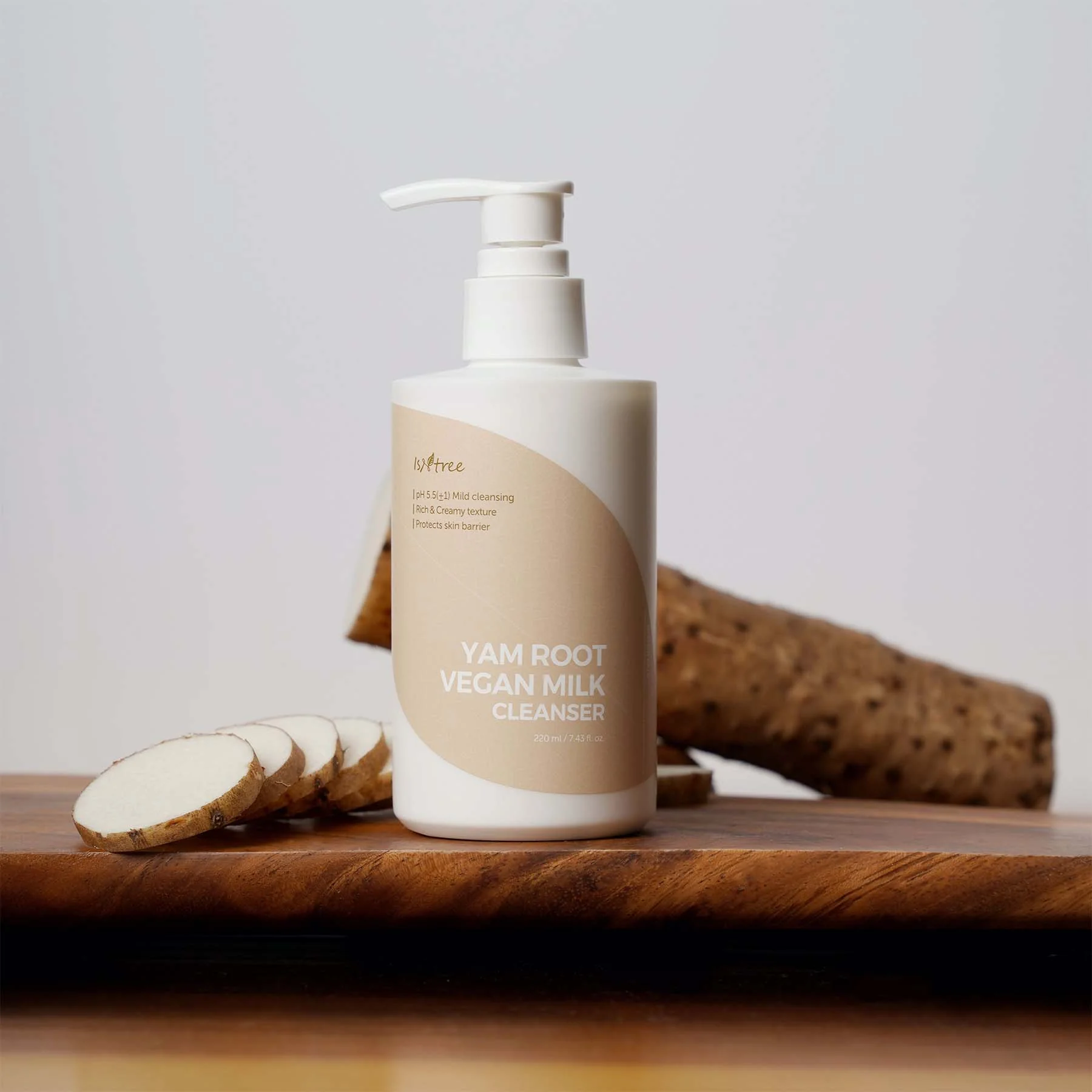 Isntree Yam Root Vegan Milk Cleanser čistiace mlieko na pleť 220 ml