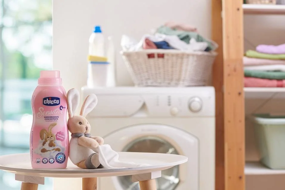 CHICCO Aviváž koncentrovaná Kvetinové objatie 750 ml (6×30 praní) 6×750 ml, aviváž