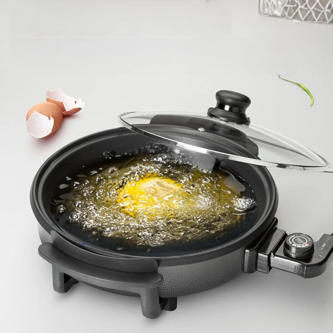 Clatronic PP 3401 párty panvica 32 cm, 1500 W, sklenená pokrievka