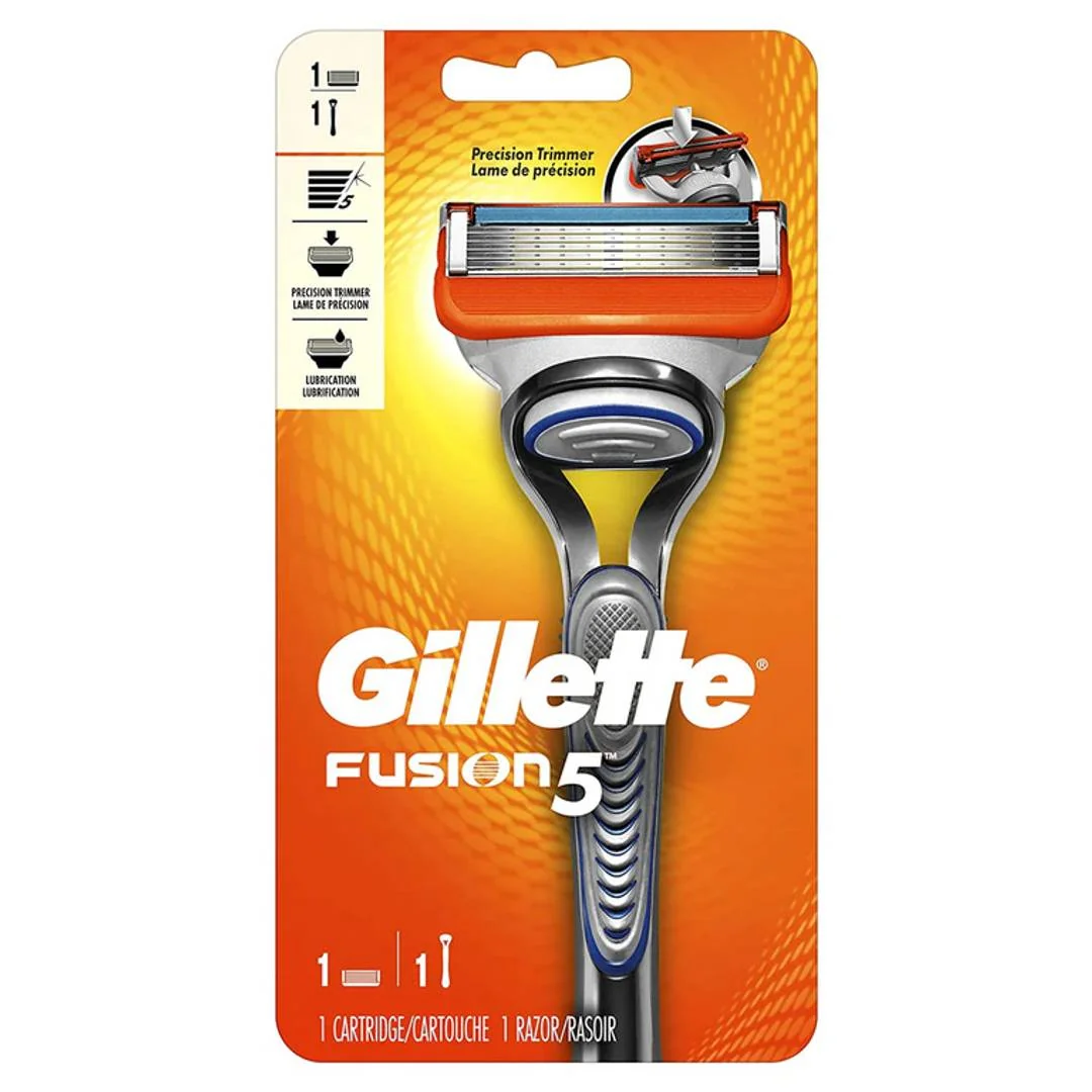 GILLETTE Fusion 5 holiaci strojček s náhradnou hlavicou