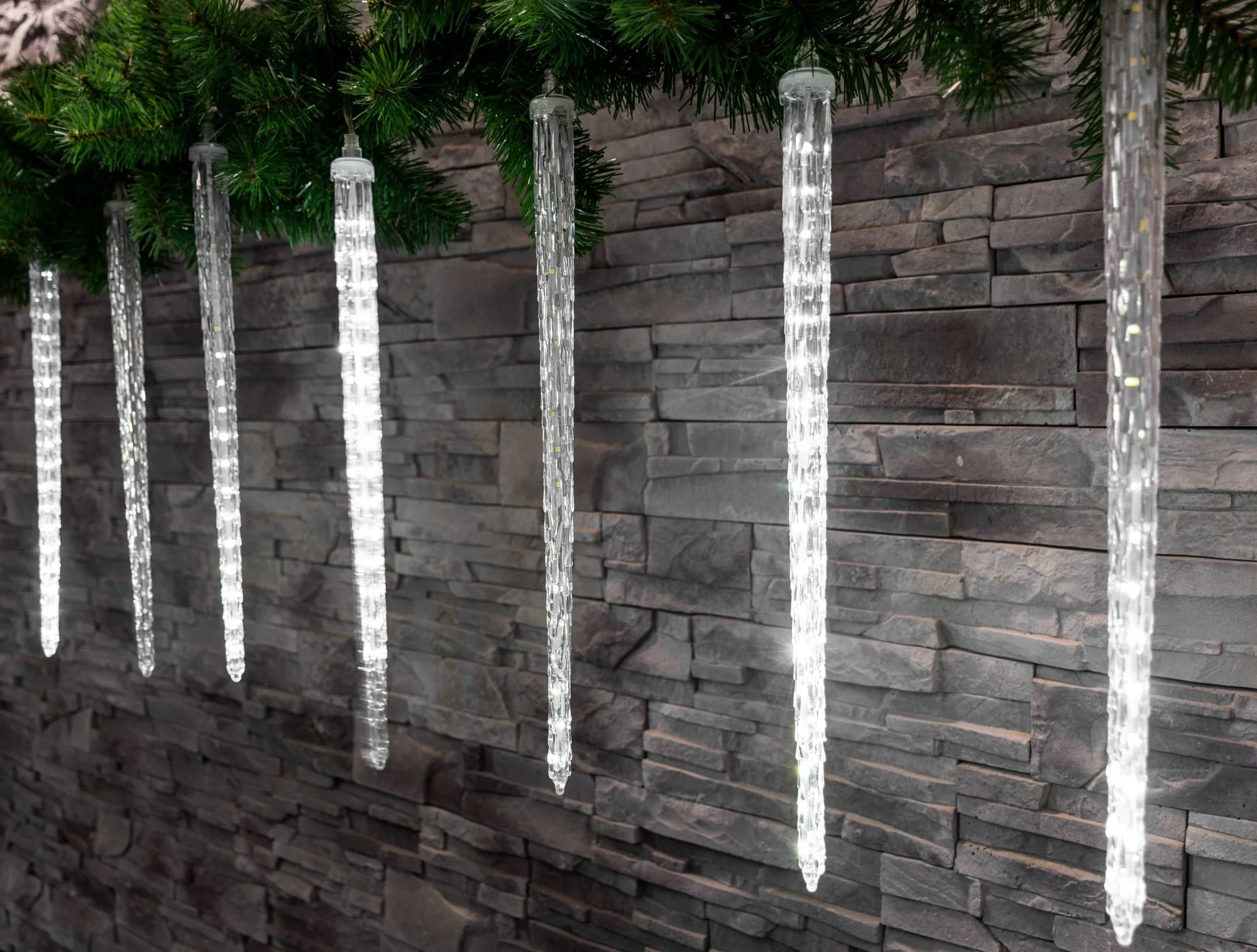 MagicHome LED vodopádová reťaz Icicle, 1 ks 288 LED studená biela, 8 cencúľov, 230V/50Hz, IP44, von, 3,50m, bez adaptéra
