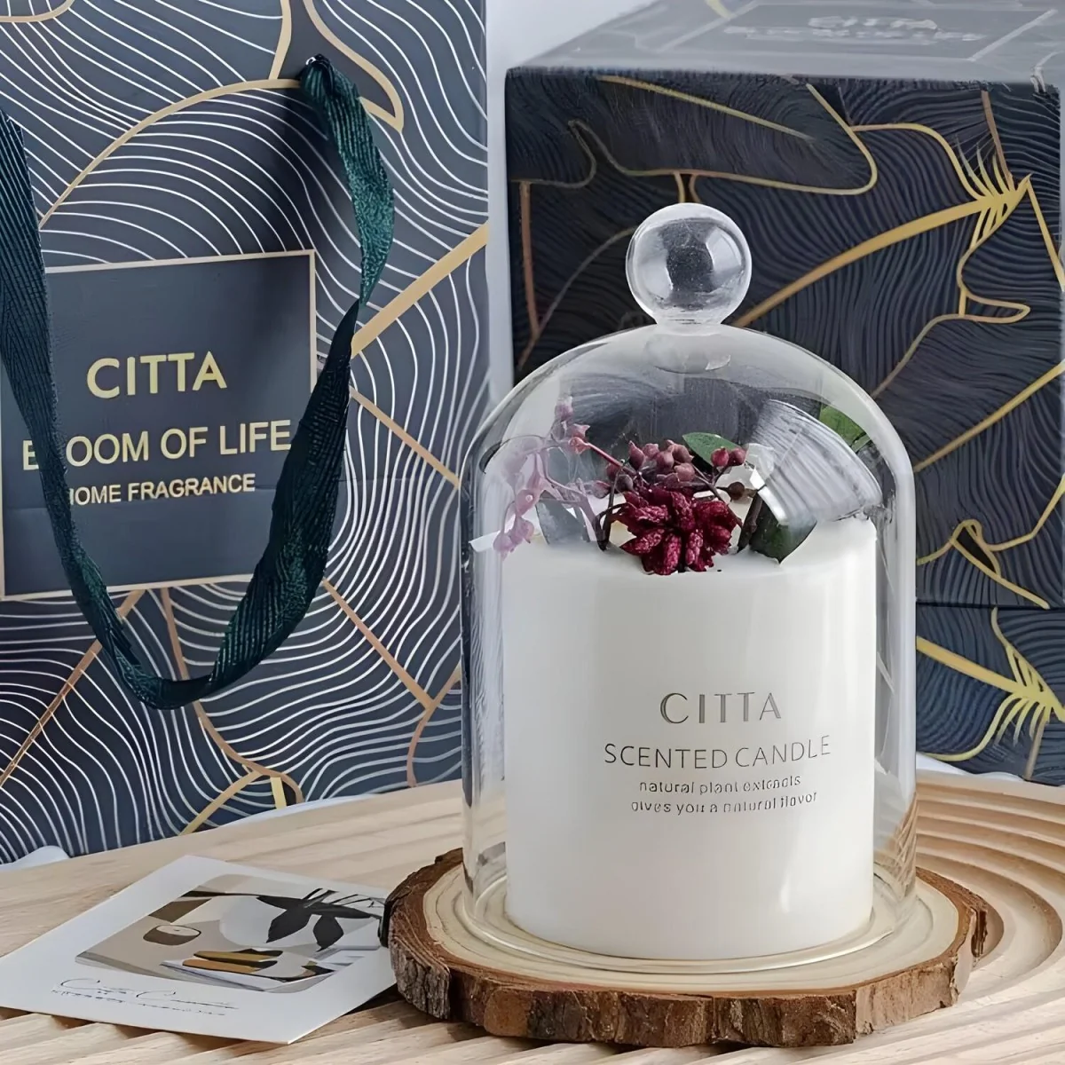Vonná sviečka so skleneným poklopom - Biela Elegantná voňavá sviečka