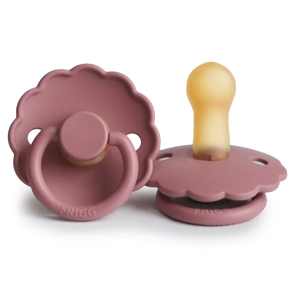 FRIGG Daisy kaučuk cumlík Dusty Rose, +6m 1×1 ks, cumlík