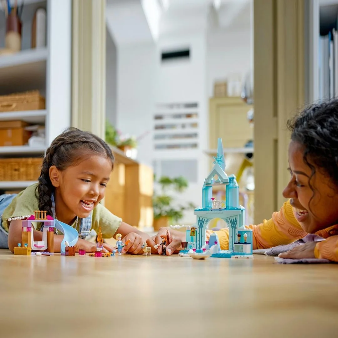 LEGO® Disney™ 43238 Elsa a hrad z Ľadového kráľovstva