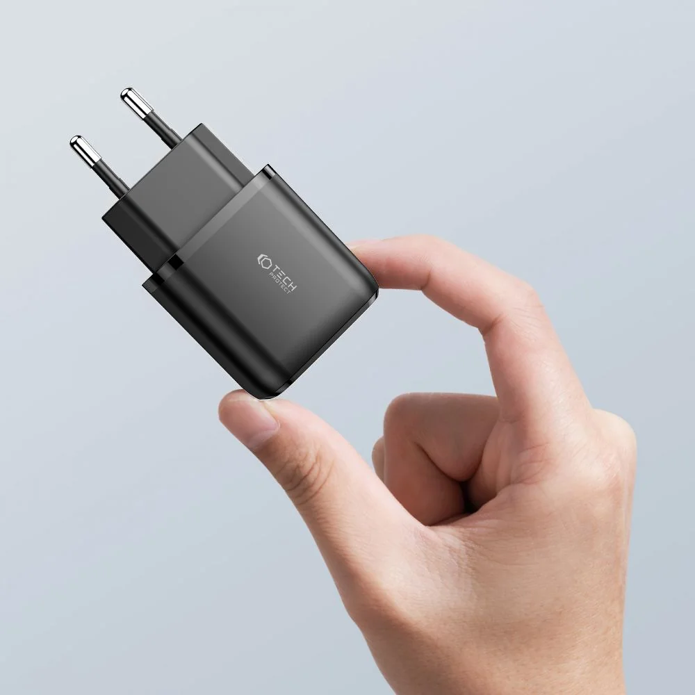 Tech-Protect Dual Port sieťová nabíjačka USB / USB-C 20W PD QC, čierna