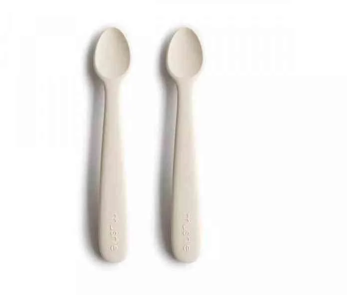 Mushie silikónová lyžička 2 ks , Ivory 1×1 ks, detská lyžička