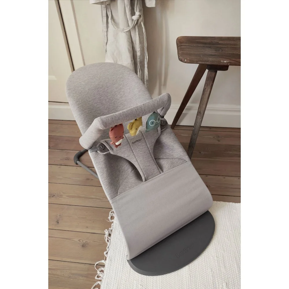 Lehátko Bliss Light Grey 3D Jersey s hračkou Soft Friends