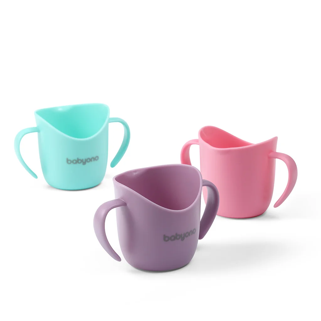 BABYONO Hrnček ergonomický s uškami 120 ml mint 6m+ 1×120 ml