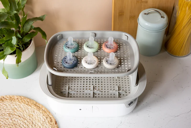 Tommee Tippee Cumlík Breast-like 0-6m, 2 ks 1×2 ks, cumlík