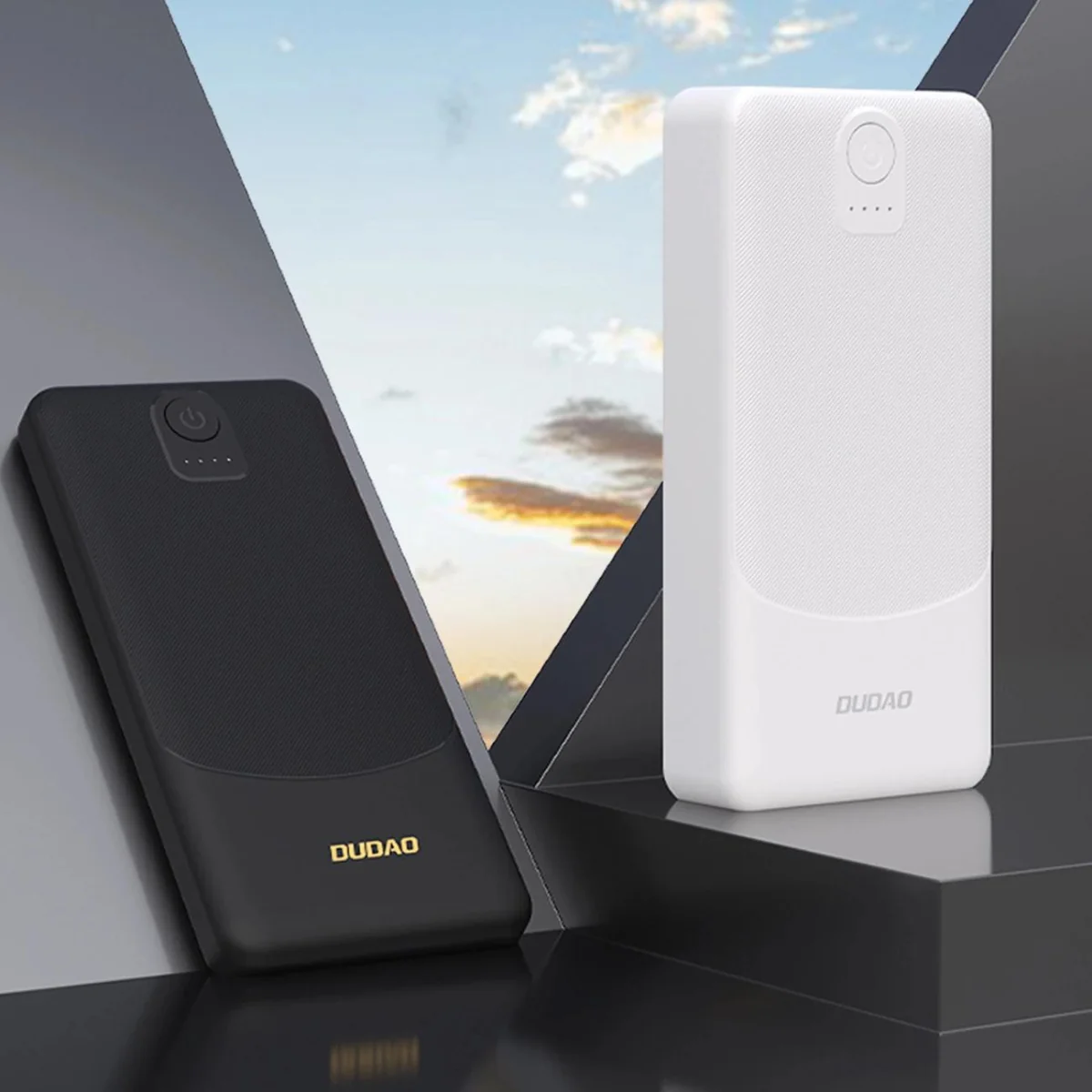 Dudao K10 Power Bank 10000mAh 2x USB / USB-C 2.4A 12W, čierny