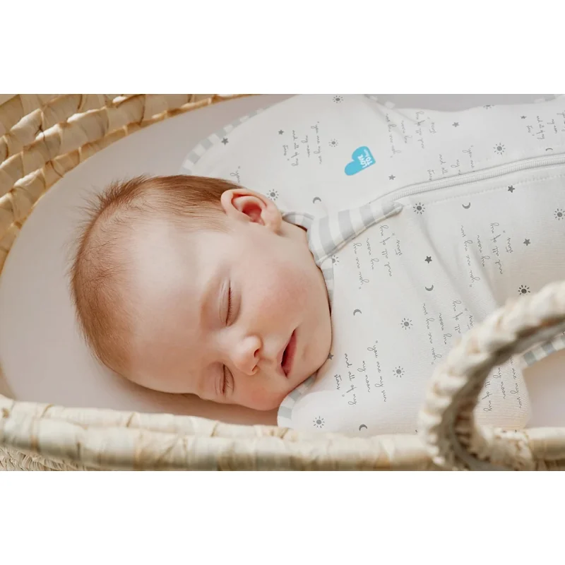 Love To Dream Zavinovačka Swaddle UP Original Stage 1 0,2 TOG, veľkosť M, biela s nápismi LTD-L1002246WHTM