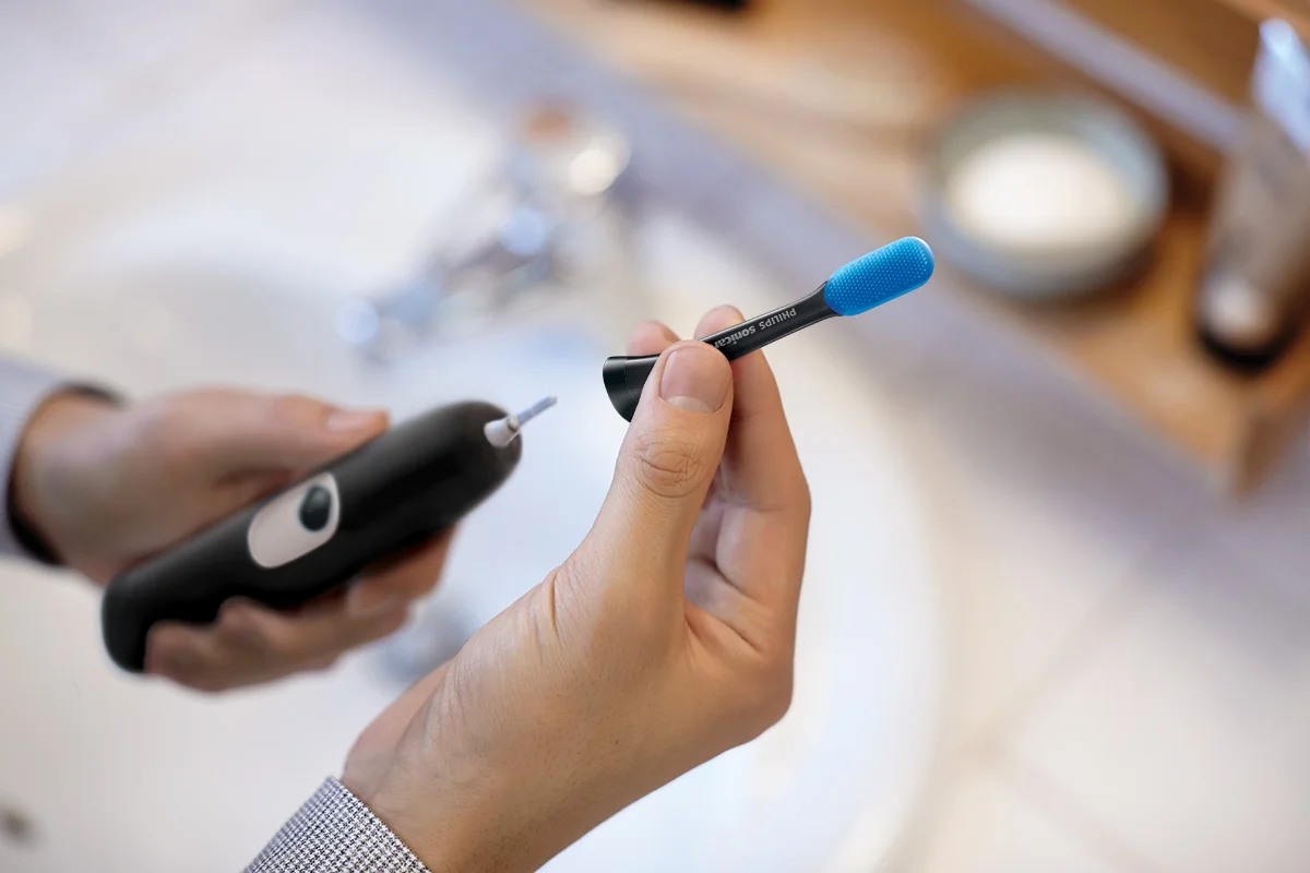 Philips - Hlavice na jazyk HX8072/11 TongueCare+ pre Sonicare 3. generácie, čierna 1×2 ks, hlavica na čistenie jazyka