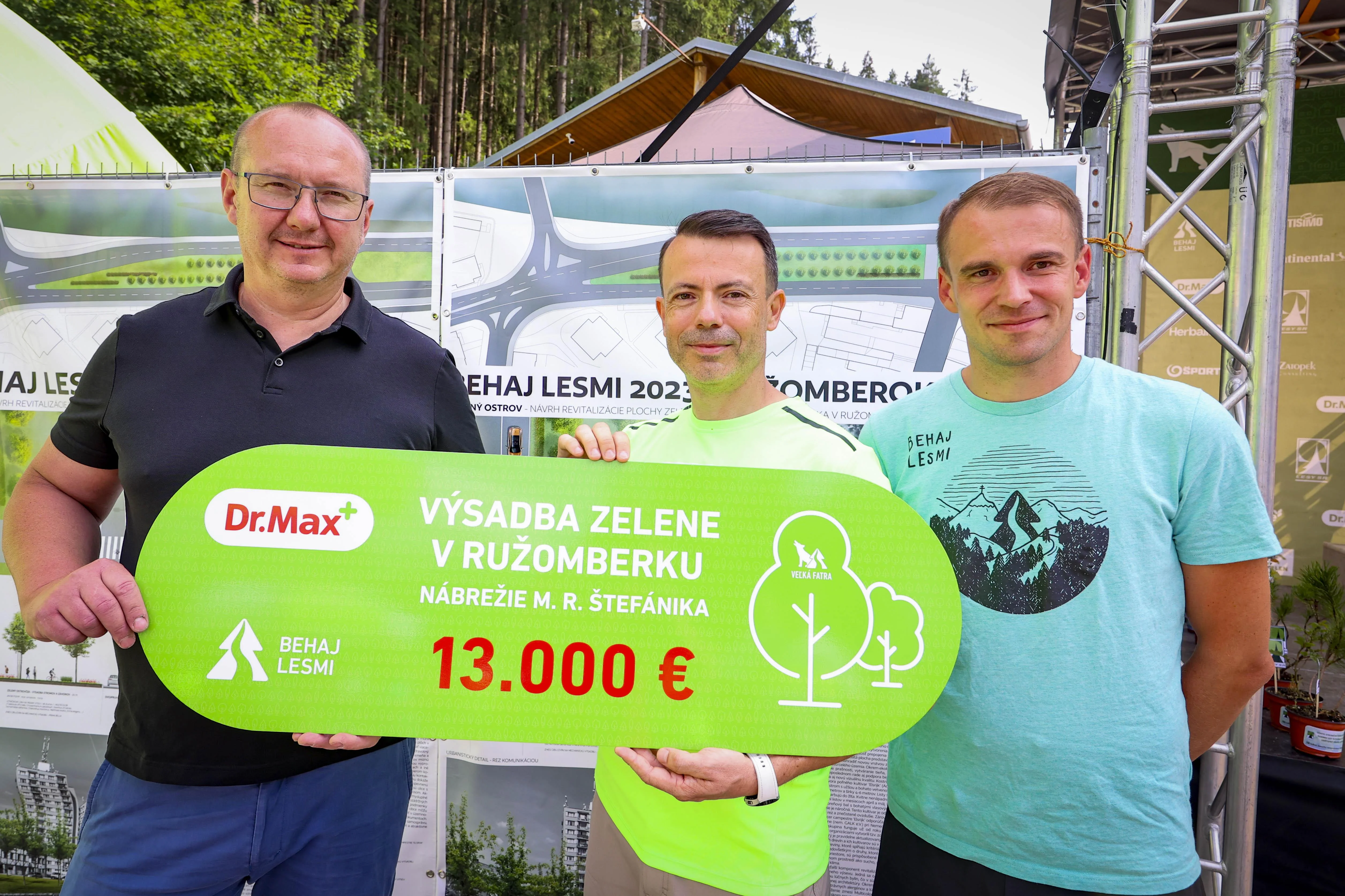 V Ružomberku štartuje pilotný projekt zelených ostrovov. Vysadia 30 javorov a ďalšiu zeleň