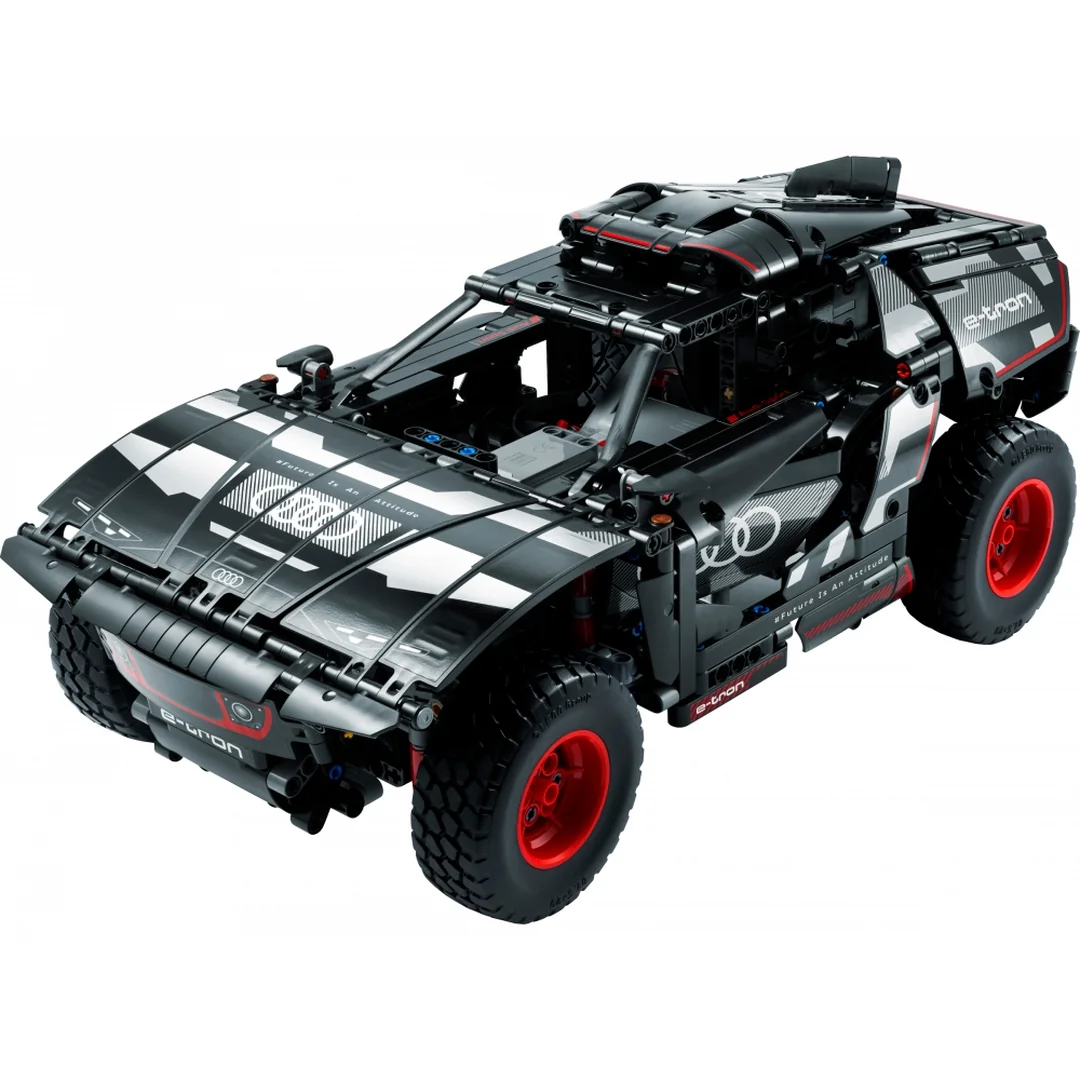 LEGO® Technic™ 42160 Audi RS Q e-tron