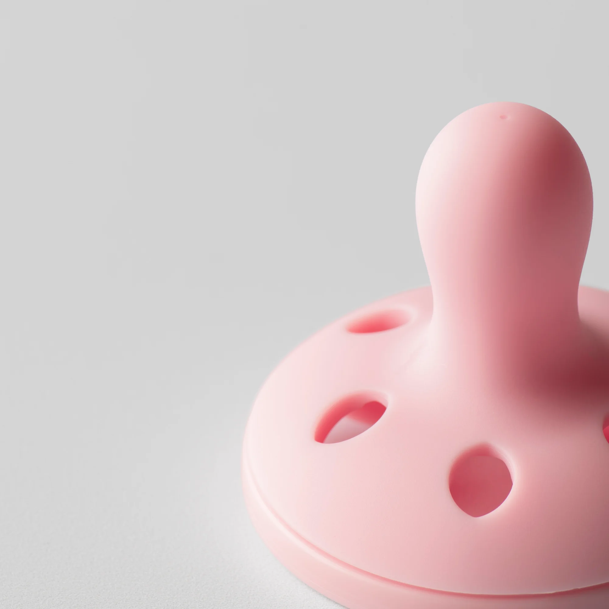 Tommee Tippee Breast-like silikónový cumlík, 0-6m, Girl 2 ks